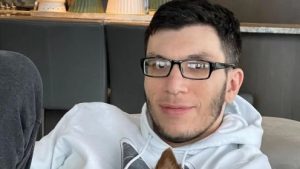 What Are Trainwreck’s Other Income Sources