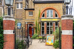 Café Van Gogh, Brixton