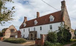 Manor Farm Stables, Binham