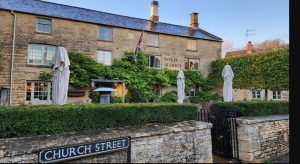 The Wild Rabbit, Kingham