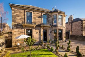 23 Mayfield, Newington